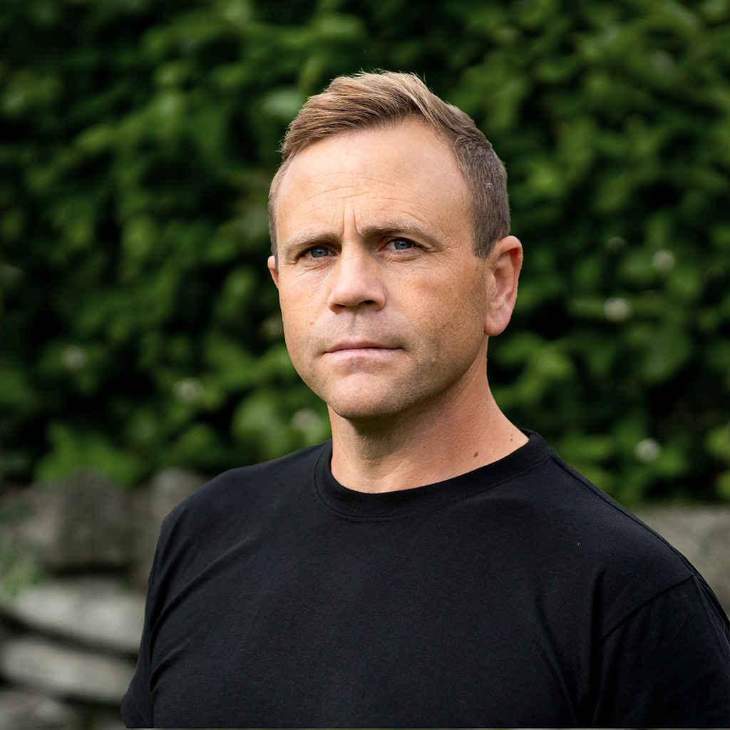 kontakt oss